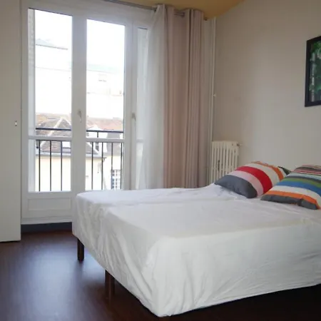 Appartamento Nice 2 Bedrooms For 3 Persons In The Marais Area *