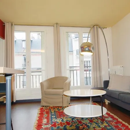 Nice 2 Bedrooms For 3 Persons In The Marais Area * Parigi